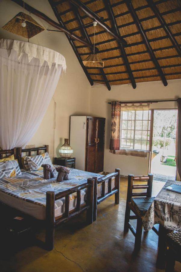 Thokozani Lodge White River Εξωτερικό φωτογραφία